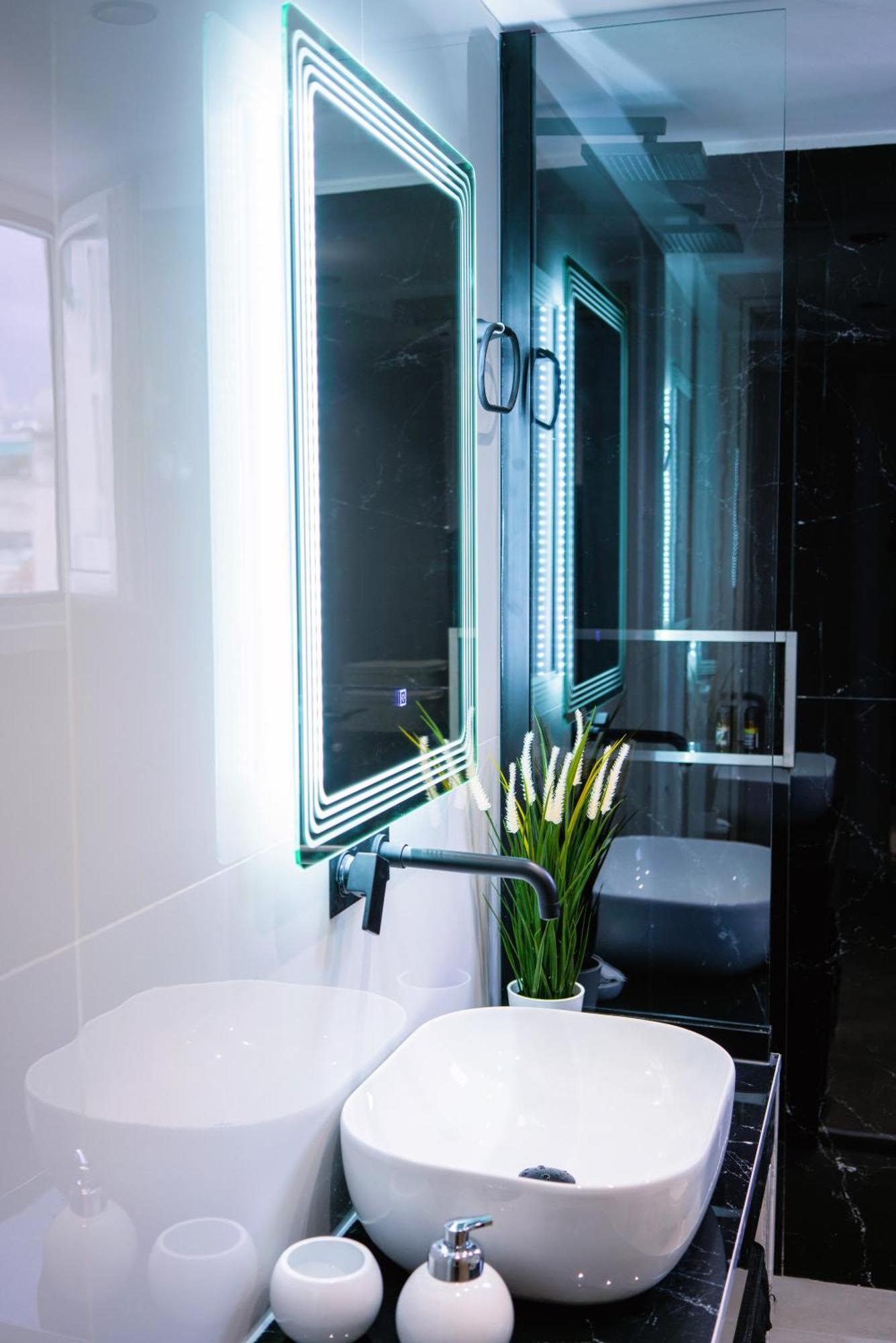 Essel Noir - A Hidden Gem With A Magnificent Acropolis View Lejlighed Athen Eksteriør billede