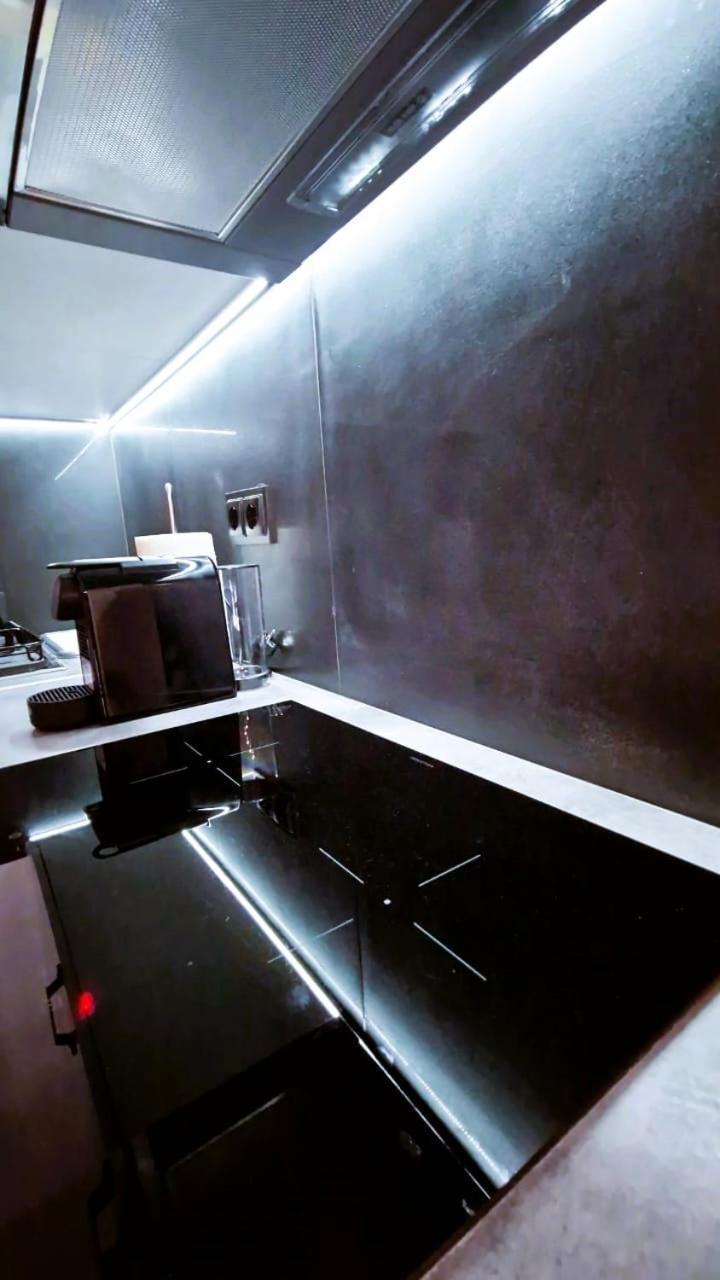 Essel Noir - A Hidden Gem With A Magnificent Acropolis View Lejlighed Athen Eksteriør billede