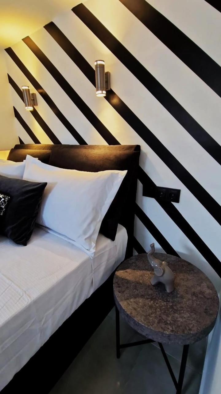 Essel Noir - A Hidden Gem With A Magnificent Acropolis View Lejlighed Athen Eksteriør billede